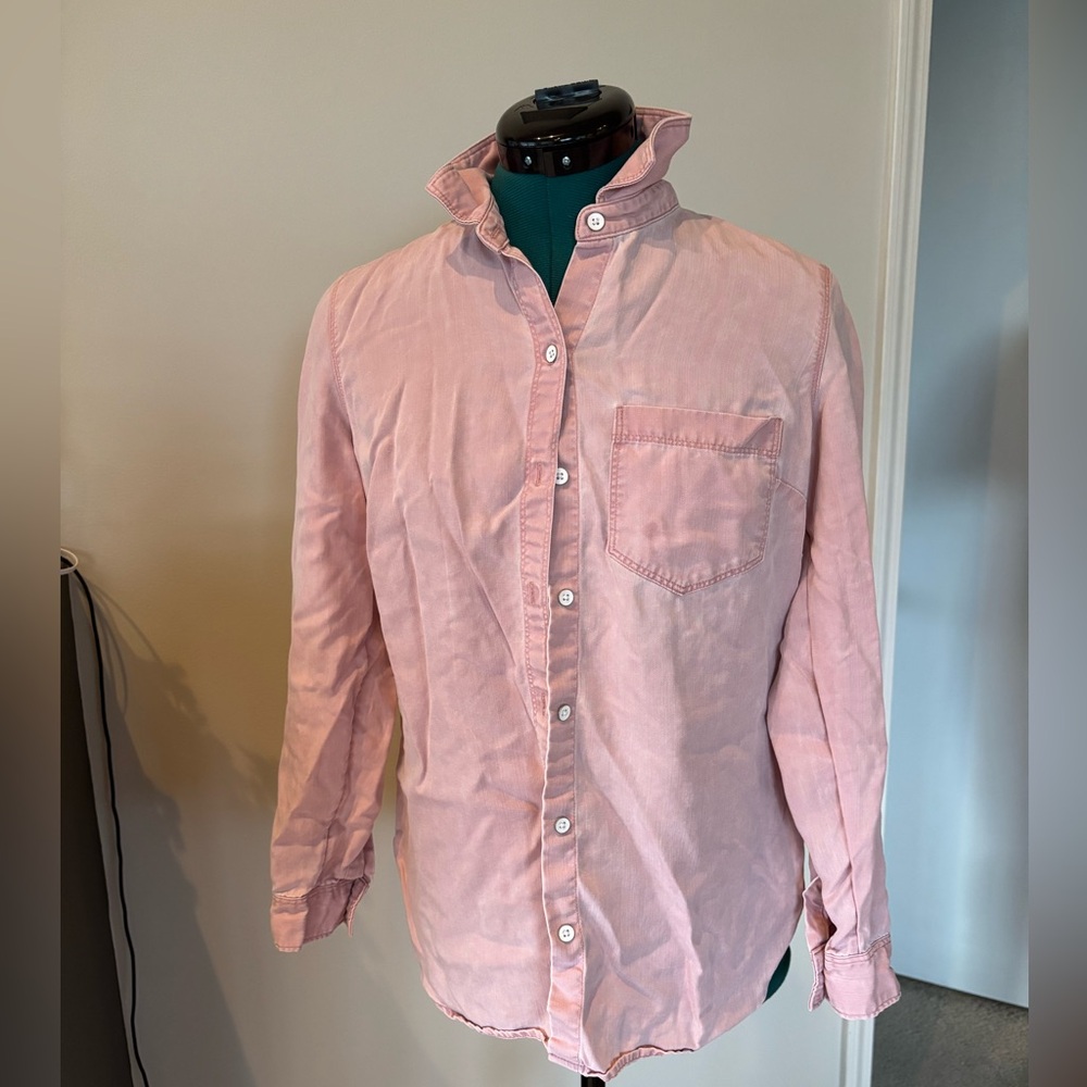 Old Navy Preppy Pink Button-Up Shirt, white buttons and breast pocket XS